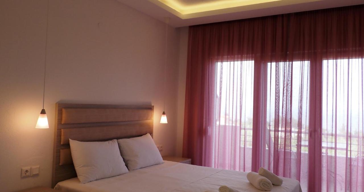 Valiant Sea Aparthotel Kriopigi Exterior foto